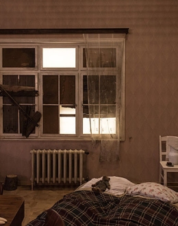 Reconstruction of the flat in Warsaw several days after the outbreak of the war. Photo: Roman Jocher