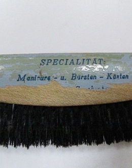 Antoni Kasztelan's manicure brush