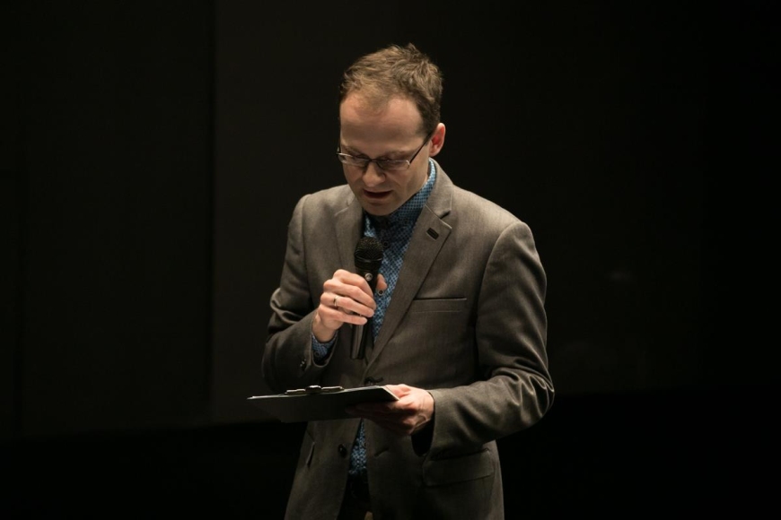 Dr Bartosz Filip, filmoznawca, historyk filmu i wykładowca na Uniwersytecie Gdańskim
