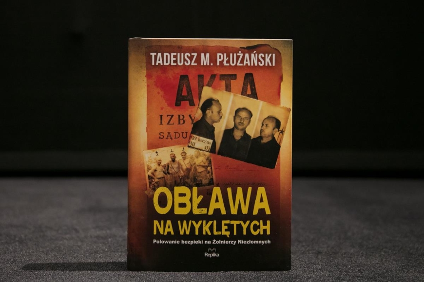 Tadeusz Płużański „Obława na Wyklętych. Polowanie bezpieki na Żołnierzy Niezłomnych”. Fot. Mikołaj Bujak