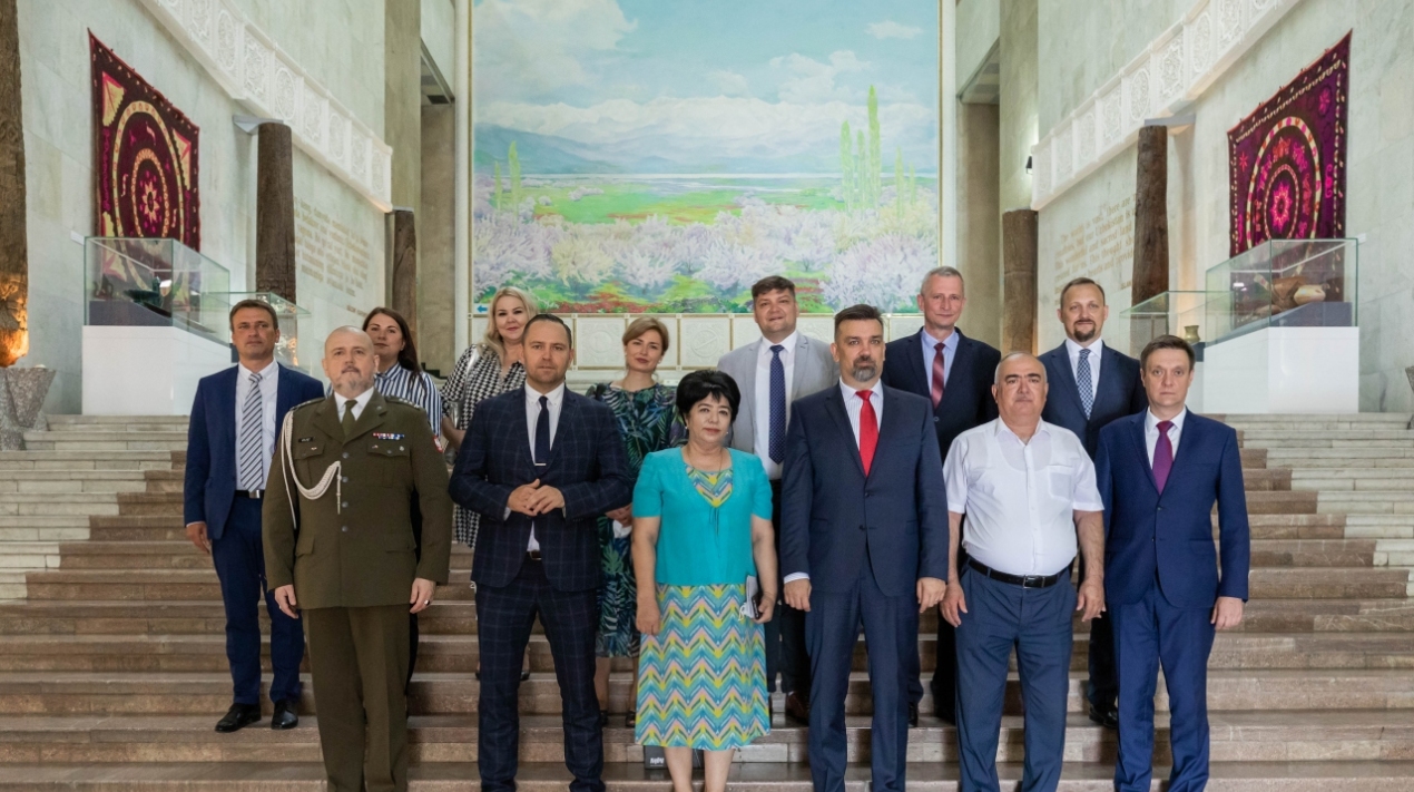 Delegacja MIIWŚ w Uzbekistanie