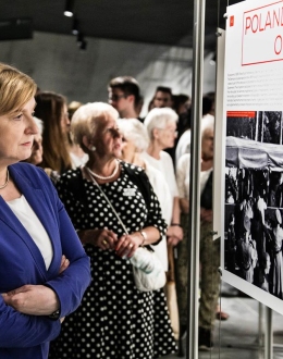 Poseł do Parlamentu Europejskiego Anna Fotyga na wystawie „Warsaw Rising”. Fot. Mikołaj Bujak