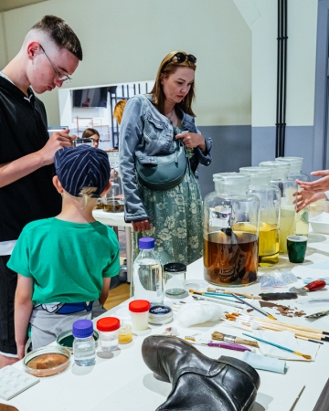 On the second day, visitors in the ‘Fort’ area, where excavations were being conducted, could listen to archaeologists talk about the specifics of the research team's work and the artifacts recovered