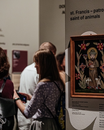 The exhibition “FAUNA. Animals at War and Their People” 