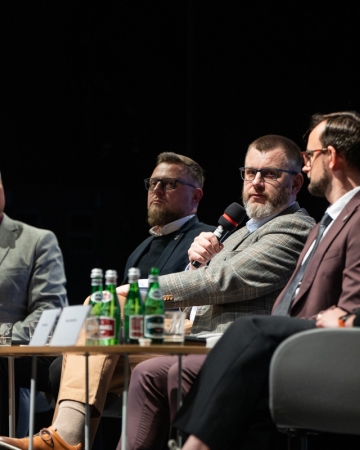 Za nami debaty w nawiązaniu do 80. rocznicy zakończenia wojny i wykład prof. Normana Daviesa