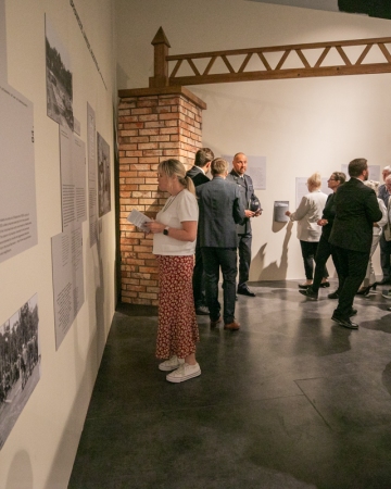 Wystawa czasowa „Ziemia nie gubi. Jeńcy cywilni na Westerplatte (1939–1941)”