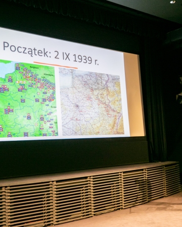 Konferencja naukowa „Fałszerstwa i mity w dziejach” za nami