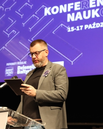 Konferencja naukowa „Fałszerstwa i mity w dziejach” za nami