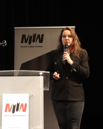 Konferencja naukowa „Fałszerstwa i mity w dziejach” za nami