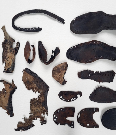 Cykl #ZobaczKonserwacjeMIIWŚ - skórzane buty należące do polskiej rodziny Książków zamordowanej przez Niemców za pomoc udzieloną Żydom