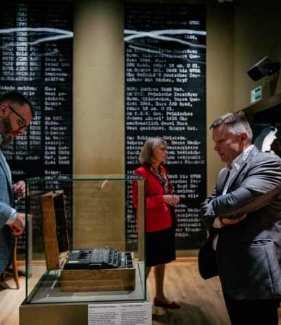 rada muzeum grupa zwiedzanie wystawy głównej