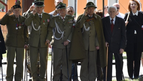 Delegacja Muzeum II Wojny Światowej uczestniczyła dzisiaj w uroczystościach 73. rocznicy wyzwolenia KL-Holleischen w Holiszowie (Holýšov).