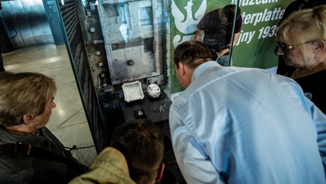 „Wejście w historię” - prezentacja eksponatów odnalezionych na Westerplatte w czasie badań archeologicznych w 2022 r.