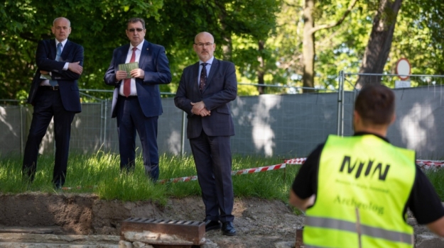 Ambasador Mołdawii z wizytą na Westerplatte