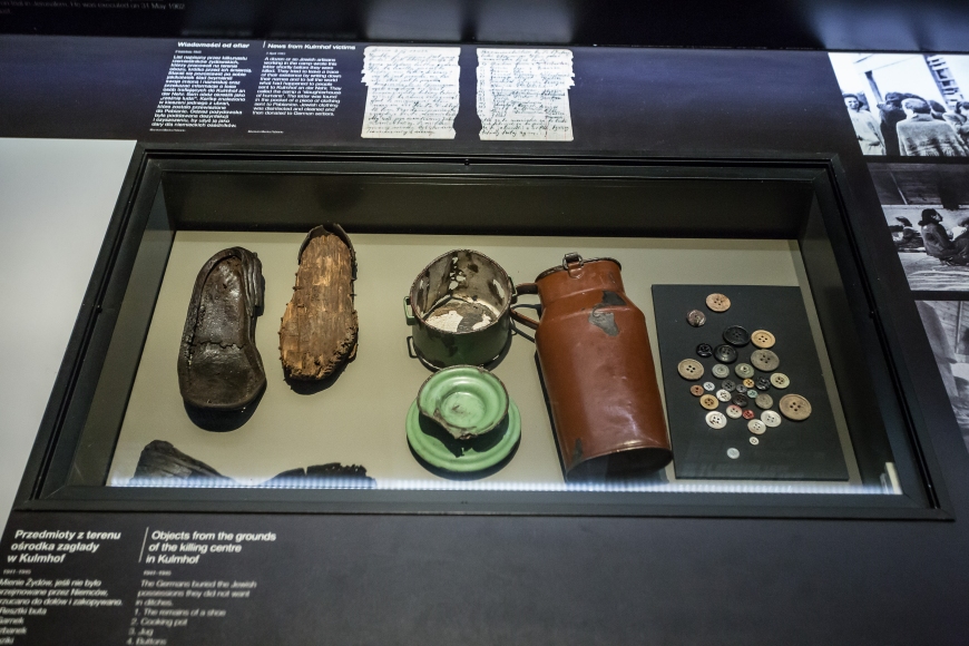 Przedmioty należące do osób zamordowanych w niemieckim obozie zagłady Kulmhof (Chełmno nad Nerem), część wystawy głównej w Muzeum II Wojny Światowej w Gdańsku (MIIWŚ)
