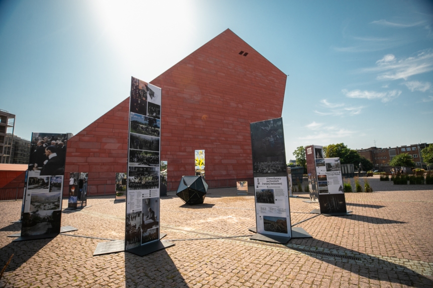 For you, Poland - Silesia. An open-air exhibition on the occasion of the 100th anniversary of Silesia's return to the motherland