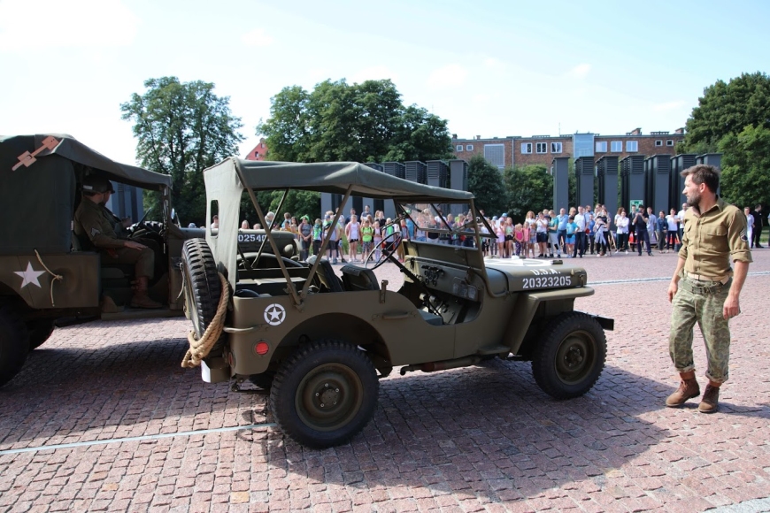  Prezentacja oryginalnego, historycznego pojazdu Willys MB - nowego nabytku Muzeum