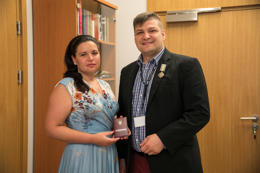 Dr Dmitriy Panto, pracownik Działu Naukowego Muzeum odznaczony przez ukraińską delegacje medalem „Za zachowanie historii”