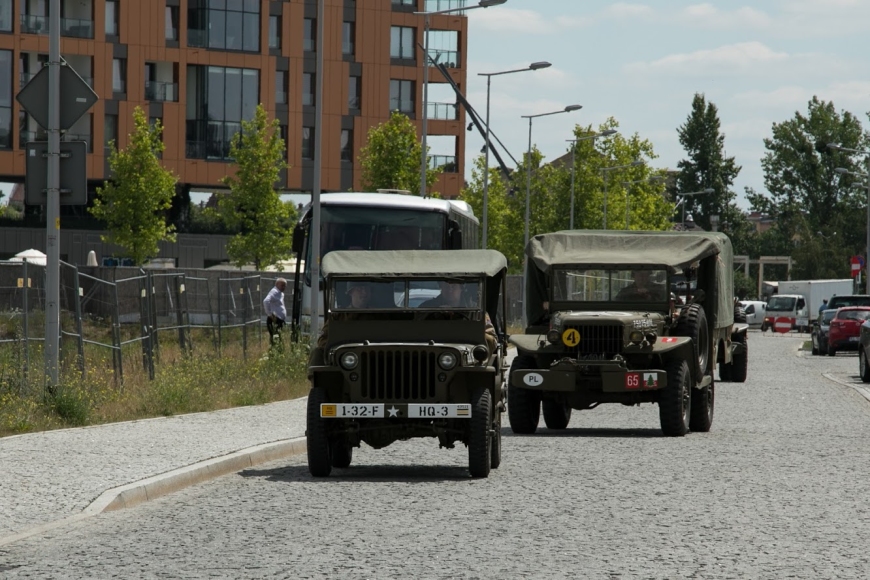 Prezentacja oryginalnego, historycznego pojazdu Willys MB - nowego nabytku Muzeum