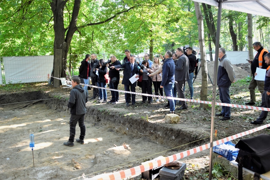 Konferencja prasowa dotycząca V etapu badań archeologicznych prowadzonych na Półwyspie Westerplatte 