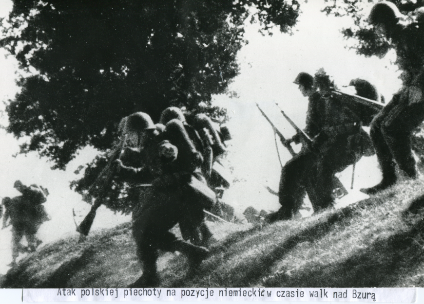 Atak piechoty polskiej WP