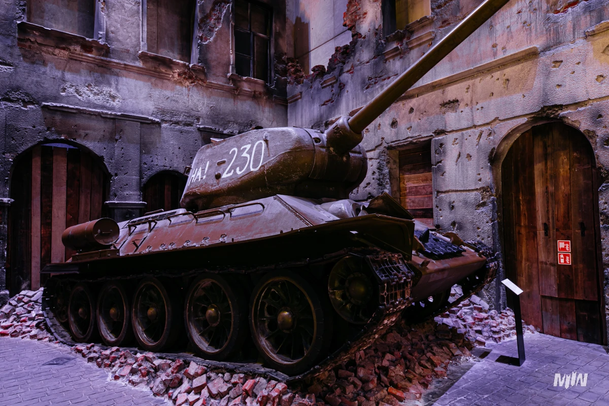 sekcja 16 - Radziecki czołg T-34 - DŁUGI CIEŃ WOJNY