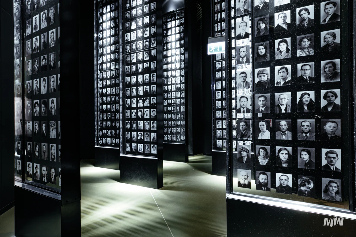 sekcja 9 - Ludzie tacy jak my - GROZA WOJNY