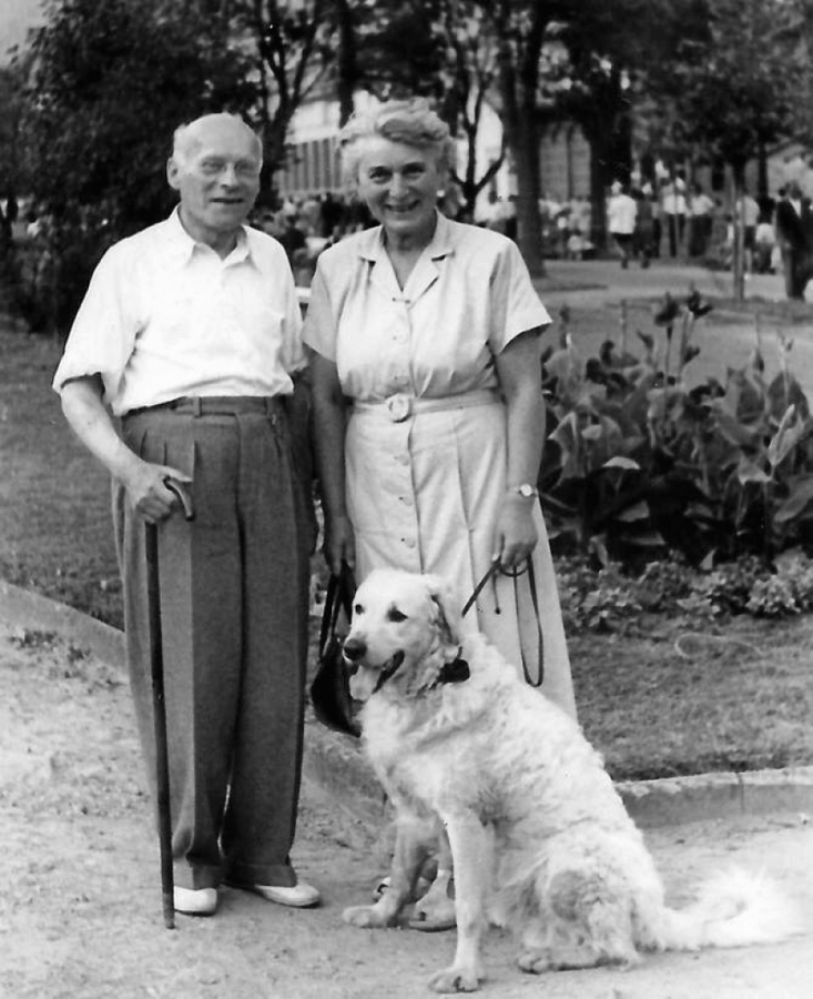 Rodzice Joanny Muszkowskiej. Krynica Morska 1952 (for. archiwum rodzinne)