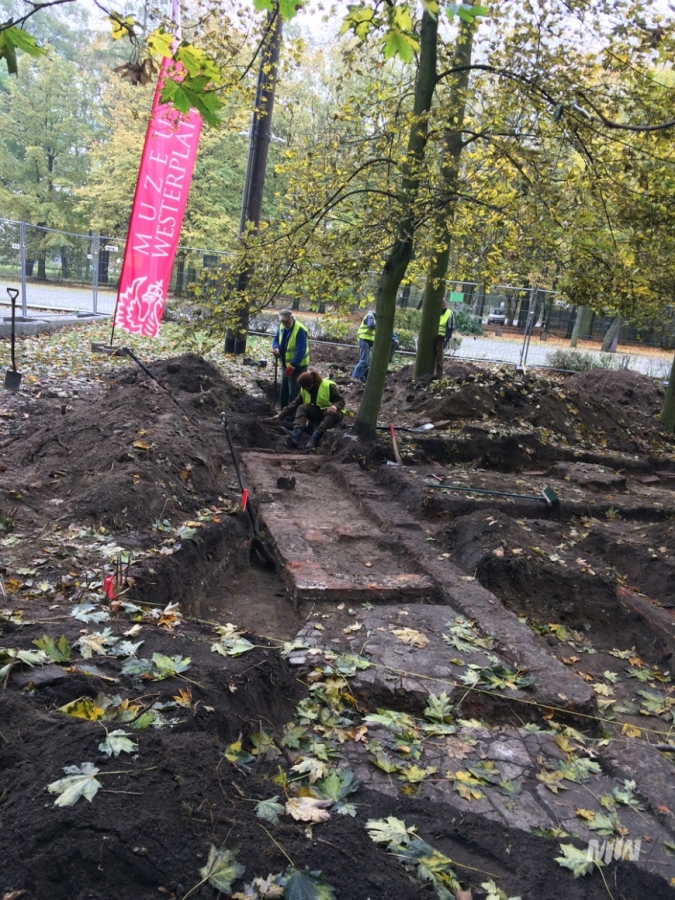 2016-10-20-12-23-43-img 2005-5