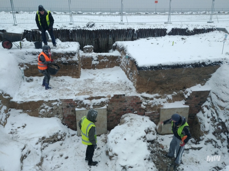 20211210 082139 burst01-66