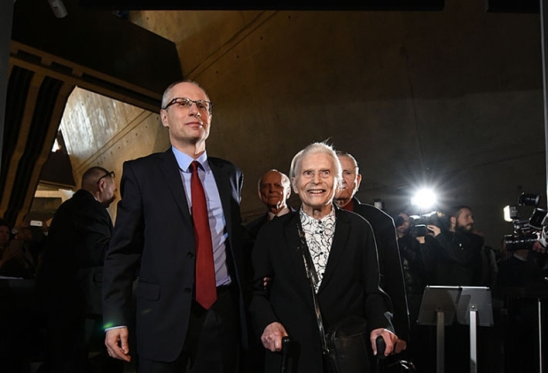 Joanna Muszkowska- Penson z ówczesnym dyrektorem MIIWŚ prof. Pawłem Machcewiczem