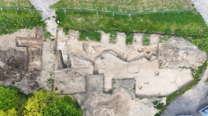 poszukiwania-leg -mieczyslawa-krzaka-w-rejonie-placo-wki-fort -czytelny-negatyw-niemieckiej-transzei-z-1945-r 