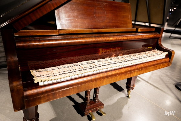 "FAKE FOR REAL" | Historia fałszerstw i falsyfikatów