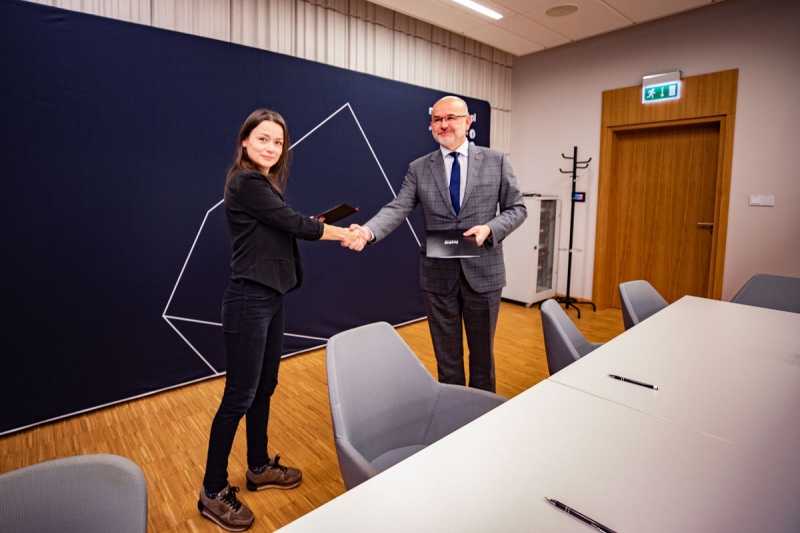 Podpisanie umowy z wykonawcą projektu wystawy w budynku dawnej elektrowni na terenie Westerplatte