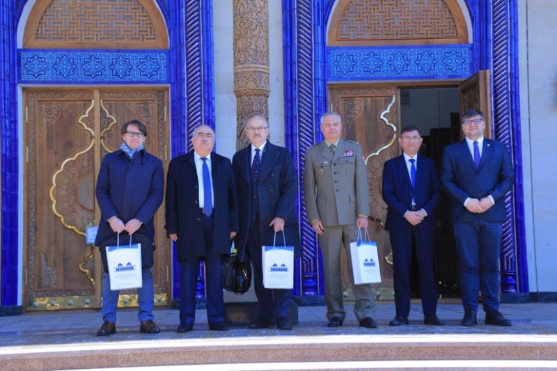 MIIWŚ zawarło umowę o współpracy i wymianie kulturalnej z Muzeum Pamięci Ofiar Represji w Uzbekistanie