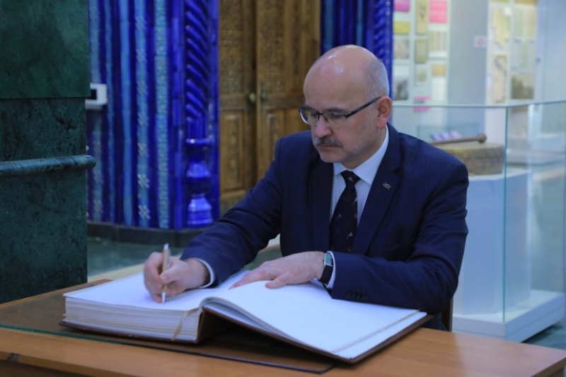 MIIWŚ zawarło umowę o współpracy i wymianie kulturalnej z Muzeum Pamięci Ofiar Represji w Uzbekistanie