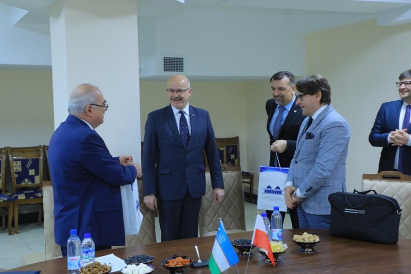 MIIWŚ zawarło umowę o współpracy i wymianie kulturalnej z Muzeum Pamięci Ofiar Represji w Uzbekistanie