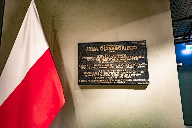 W MIIWŚ otwarto wystawę poświęconą Premierowi Janowi Olszewskiemu