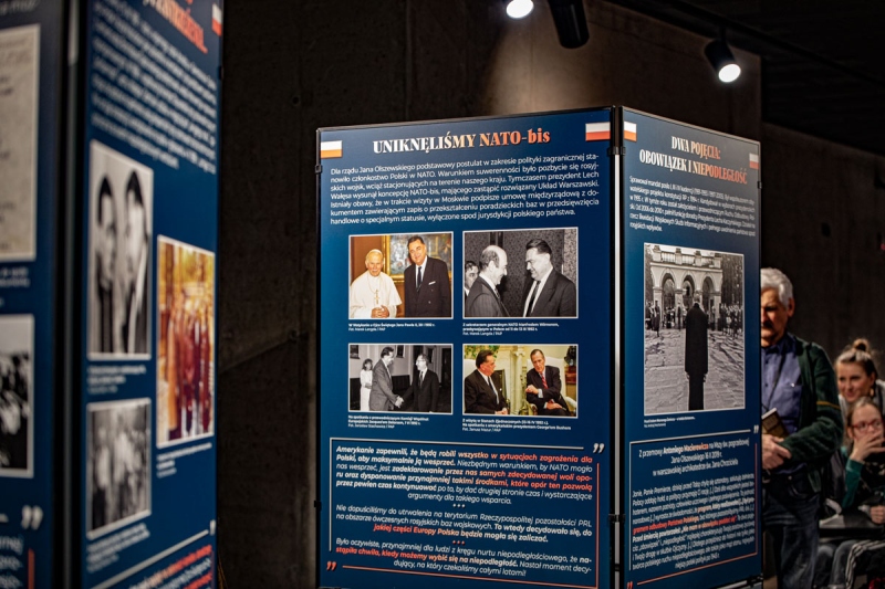 W MIIWŚ otwarto wystawę poświęconą Premierowi Janowi Olszewskiemu