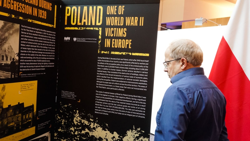 Wystawa ,,Zniszczyć Polskę! Straty materialne poniesione podczas okupacji niemieckiej 1939-1945” w Parlamencie Europejskim