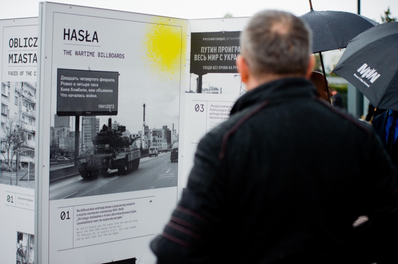 Wystawa plenerowa przed MIIWŚ: "Kijów 2022. Raport z jednego dnia"