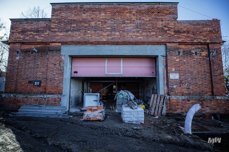 Wschodnia elewacja budynku Elektrowni