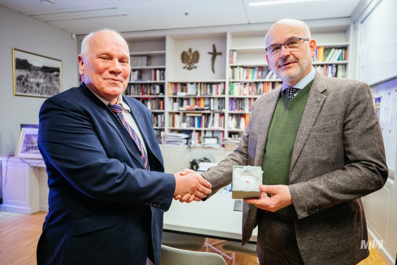 „WEJŚCIE W HISTORIĘ” - prezentacja eksponatów należących do polskiej rodziny Książków