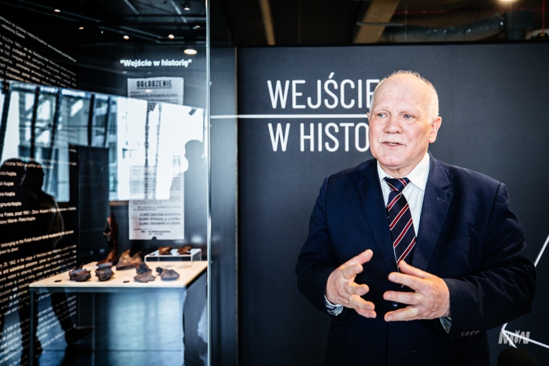 „WEJŚCIE W HISTORIĘ” - prezentacja eksponatów należących do polskiej rodziny Książków