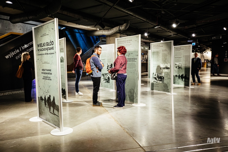 Wernisaż wystawy "Wielki głód w Kazachstanie (Aszarszyłyk). Historia nieznana."