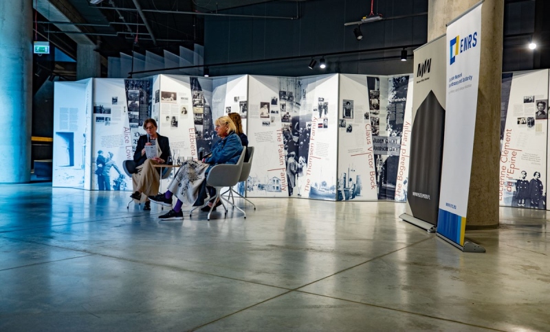 Relacja z finisażu wystawy "Między życiem a śmiercią"