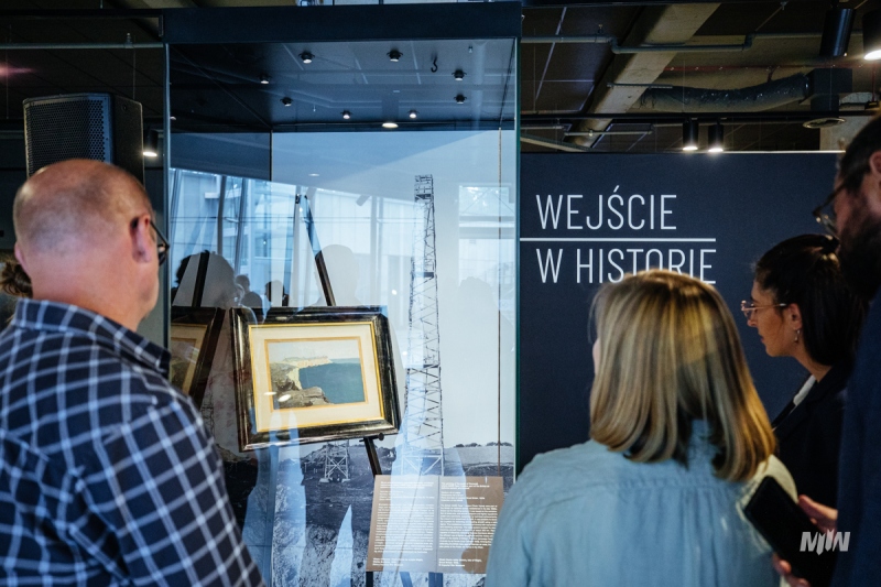 „WEJŚCIE W HISTORIĘ” - prezentacja techniki na wojnie i w kulturze