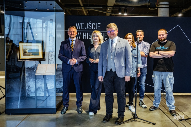 „WEJŚCIE W HISTORIĘ” - prezentacja techniki na wojnie i w kulturze