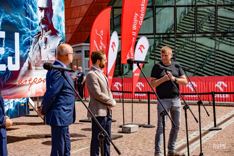 Inauguracja projektu "Iskry Niepodległej" w MIIWŚ