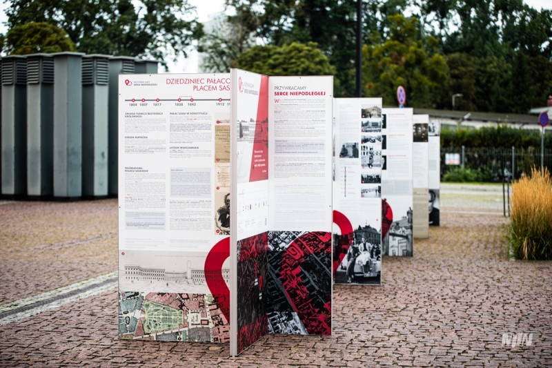 Wystawa plenerowa „Przywracamy Serce Niepodległej”